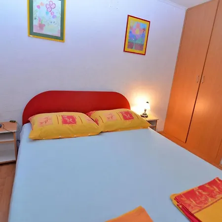 Guest house Kobale 1 3*