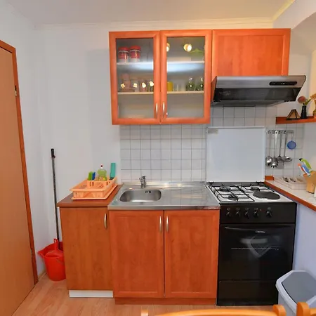 Kobale 1 Guest house