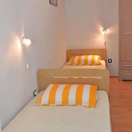 Guest house Kobale 1 3*