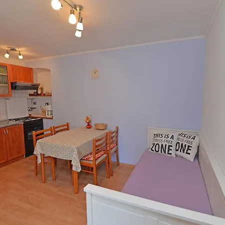 Gostinjska kuća Kobale 1 3*