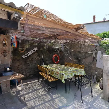 Kobale 1 Gostinjska kuća 3*