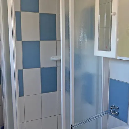 Kobale 1 Gostinjska kuća 3*