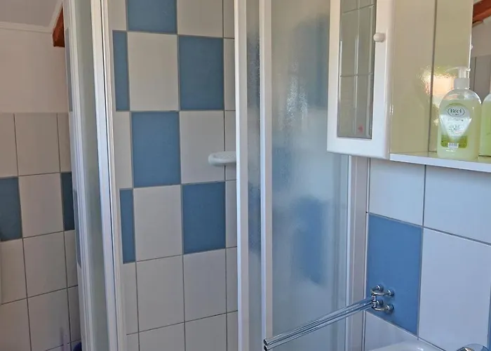 Kobale 1 Pensionat 3*