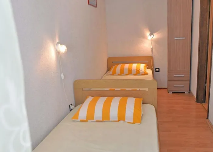 بيت ضيافة Kobale 1 3*